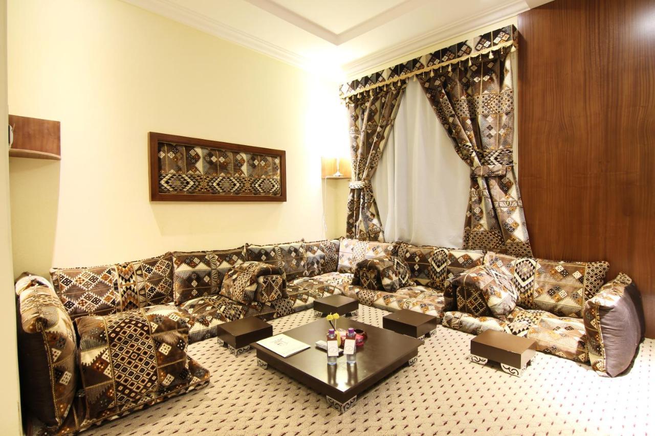هذا منزلى الحمراء Riyad Dış mekan fotoğraf
